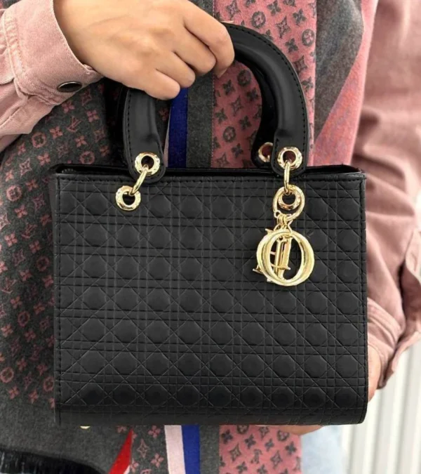 کیف دخترانه دستی و دوشی گلدوزی دیور مشکی