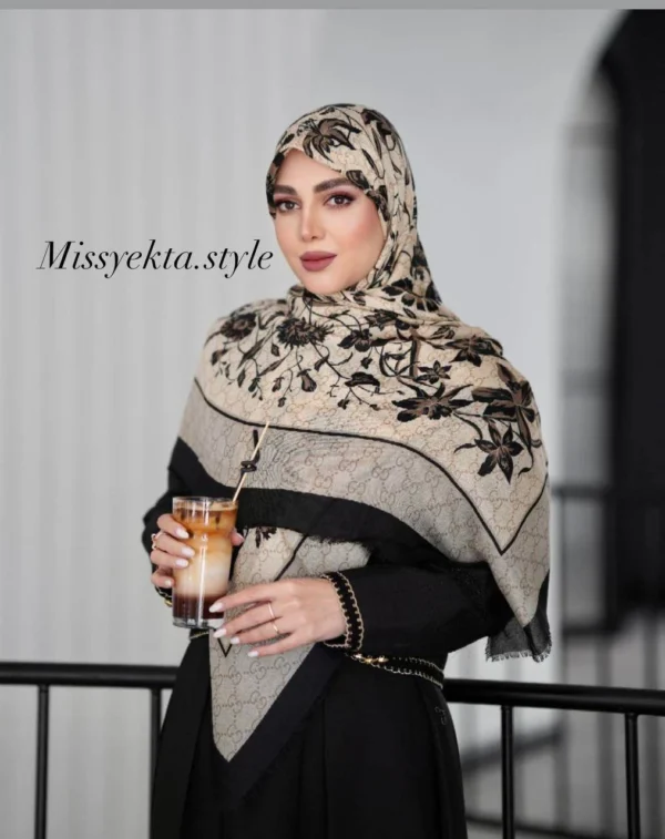 روسری نخ یونیک وارداتی قواره 140 کد 15