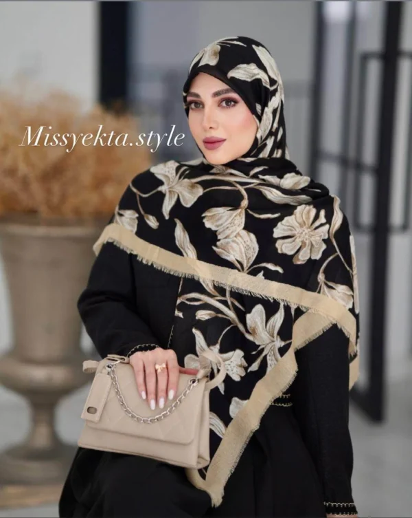 روسری نخ یونیک وارداتی قواره 140 کد 16