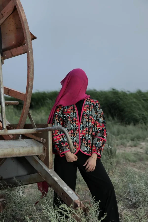 کت کراپ گلدوزی اسب سرخابی کد ۲۸